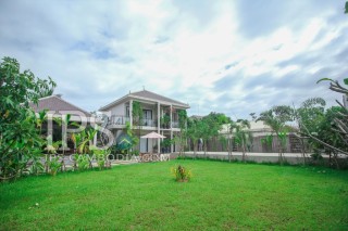 Amazing 3 Bedroom Villa for Rent in Salakamreuk - Siem Reap thumbnail