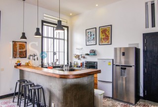 Renovated Duplex 2 Bedroom Apartment For Sale - Srah Chork, Phnom Penh thumbnail