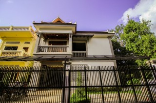 Villa for rent in Siem Reap thumbnail