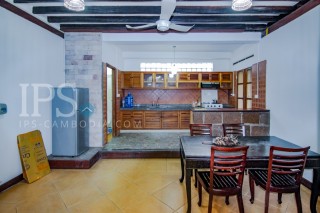 3 Bedroom Apartment for Rent in Boeung Trabek thumbnail