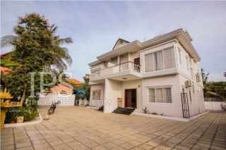 Villa for Sale in Siem Reap - 4 Bedrooms thumbnail