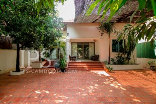 3 Bedroom Villa For Rent - Phsar Doeum Thkov, Phnom Penh thumbnail