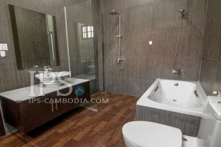 3 Bedroom Villa For Rent - Phsar Doeum Thkov, Phnom Penh thumbnail