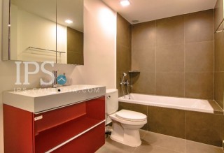 Renovated 4 Bedrooms Apartment For Sale - Ou Ruessei 2, Phnom Penh thumbnail
