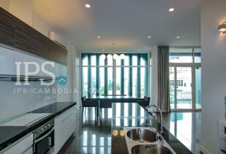 2 Bedroom Apartment For Rent - Tonle Bassac, Phnom Penh thumbnail