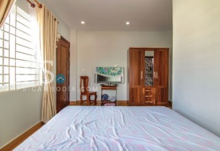 2 Bedroom Apartment For Rent in Boeng Tra Bek, Phnom Penh thumbnail