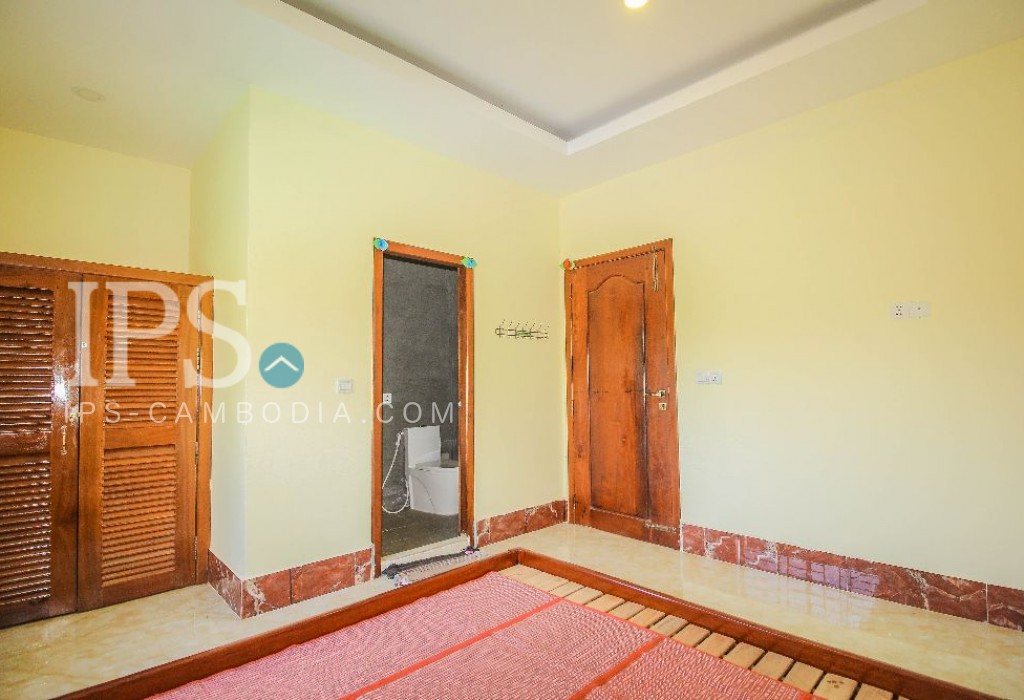 4 Bedroom Villa For Rent - Vihear Chen, Siem Reap - Image 9