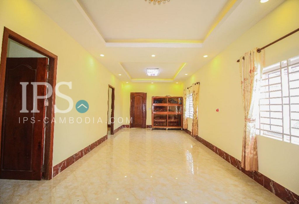 4 Bedroom Villa For Rent - Vihear Chen, Siem Reap - Image 6