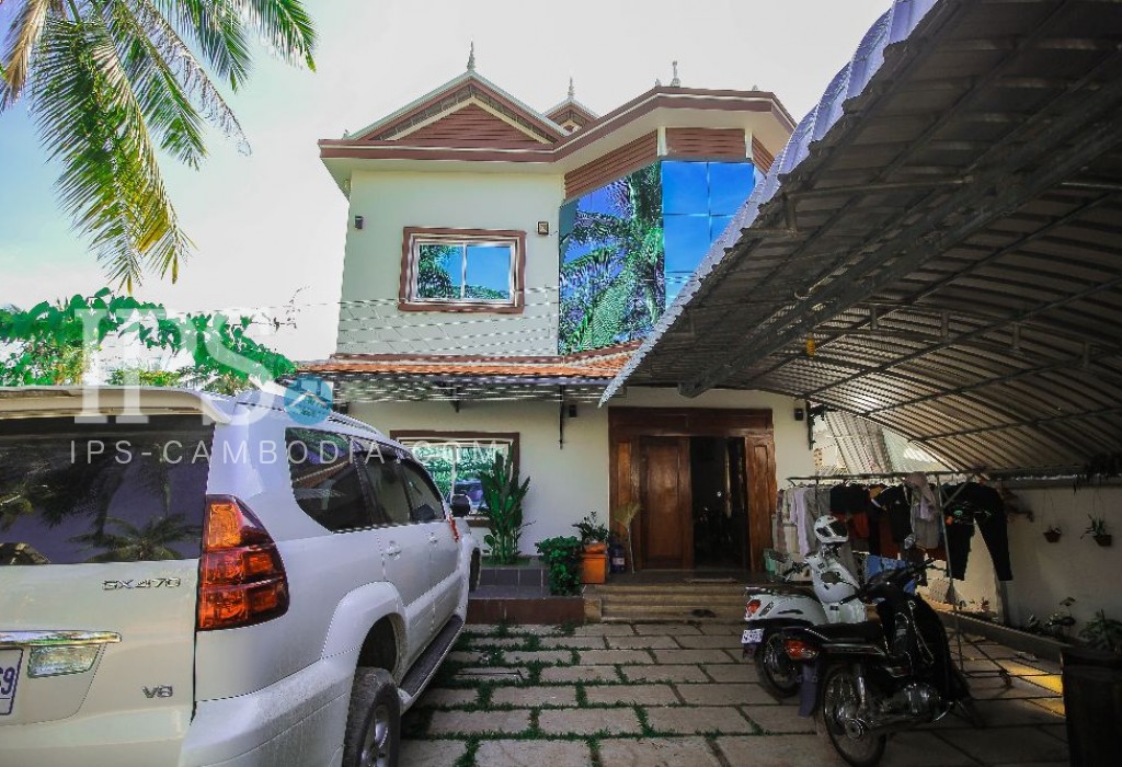 4 Bedroom Villa For Rent - Vihear Chen, Siem Reap - Image 2