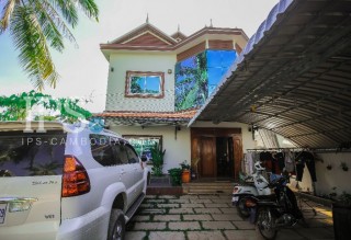 4 Bedroom Villa For Rent - Vihear Chen, Siem Reap thumbnail