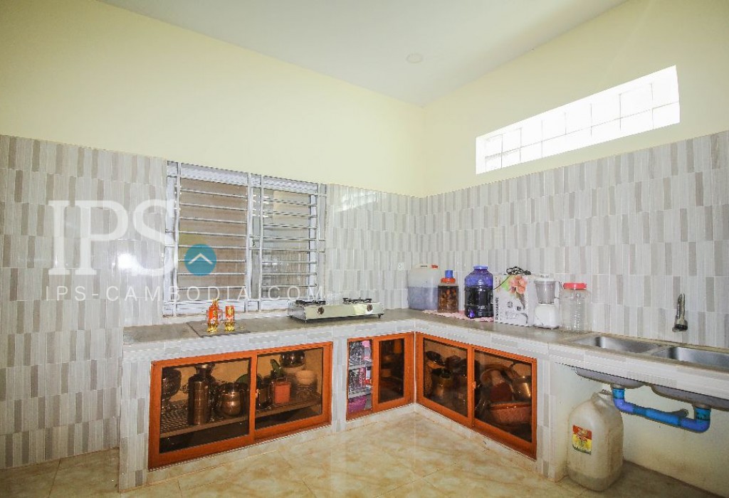 4 Bedroom Villa For Rent - Vihear Chen, Siem Reap - Image 5