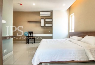 2 Bedroom Serviced Apartment For Rent - Tonle Bassac, Phnom Penh thumbnail