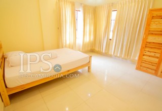Apartment in Phnom Penh - Three Bedroom in Phsar Doeum Thkov thumbnail