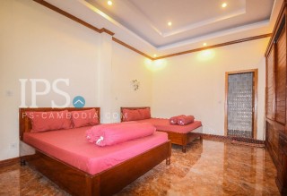 5 Bedrooms Villa for Rent in Siem Reap  thumbnail