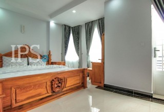 1 Bedroom Apartment For Rent in Toul Tom Pong, Phnom Penh thumbnail