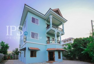 6 Bedrooms Villa for rent in Siem Reap thumbnail