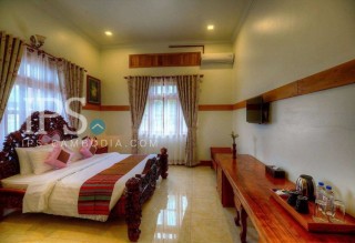 6 Bedrooom Wooden Resort For Sale - Sangkat Svay Dangkum, Siem Reap thumbnail
