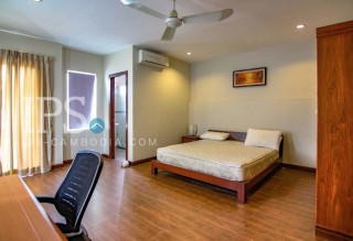 2 Bedrooms Serviced Apartment Rental in Toul Kork-Phnom Penh thumbnail