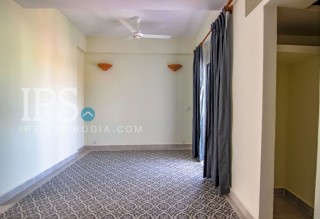 3 Bedroom Serviced Apartment For Rent - Tonle Bassac, Phnom Penh thumbnail