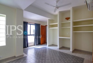 3 Bedroom Serviced Apartment For Rent - Tonle Bassac, Phnom Penh thumbnail