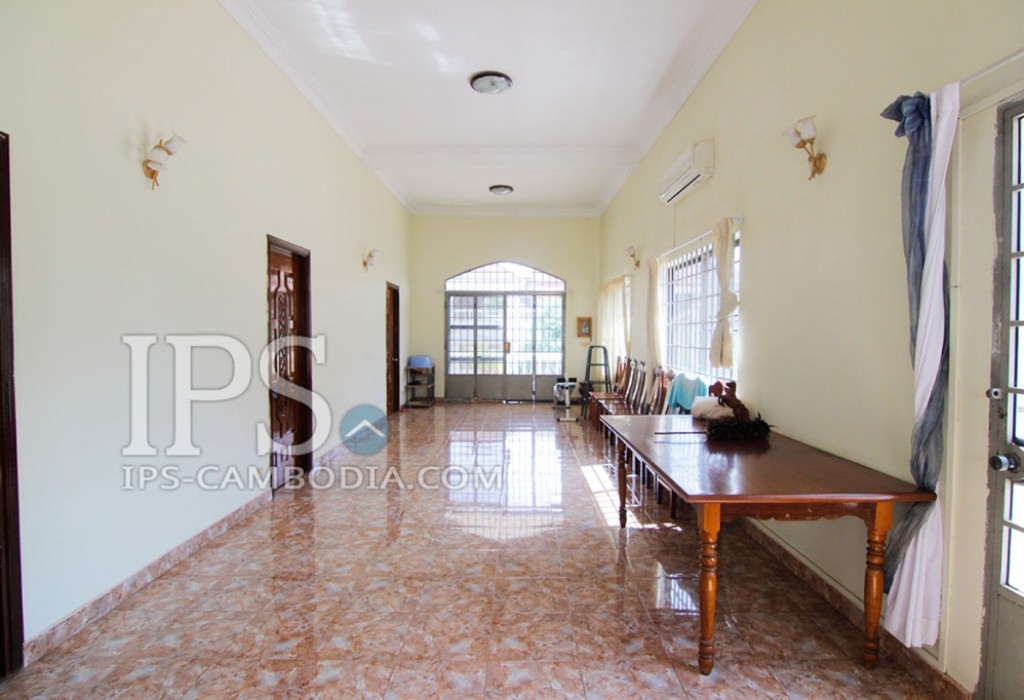 Villa For Sale in Phnom Penh Five Bedrooms 4206 IPS Cambodia