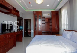 5 Bedroom Apartment For Rent - BKK3, Phnom Penh thumbnail