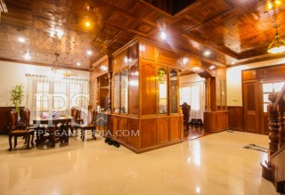 Siem Reap Villa Rentals - 4 Bedrooms thumbnail