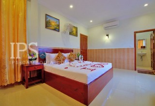 24 Bedroom Villa/Hotel  for Rent in Siem Reap  thumbnail