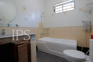 3 Bedroom Villa For Rent-Tonle Bassac, Phnom Penh thumbnail