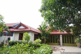 3 Bedroom Villa for Rent in Siem Reap - Kok Chourk thumbnail