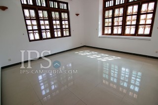 5 Bedroom Villa For Rent - Tonle Bassac, Phnom Penh thumbnail