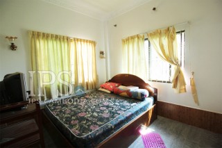 3 Bedroom Villa for Rent-Wat Damnak, Siem Reap thumbnail
