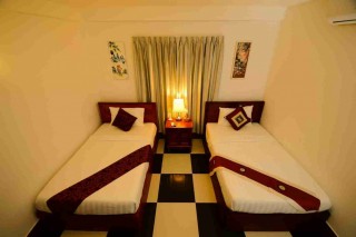 12 Bedroom Guesthouse For Sale - Siem Reap thumbnail