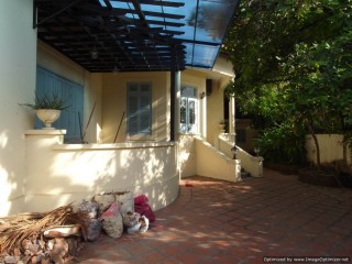 2 Bedroom Villa For Rent - Srah Chak, Phnom Penh thumbnail