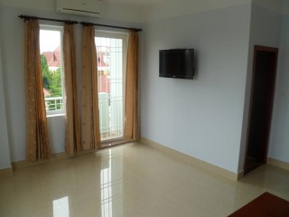 2 Bedroom Apartment in Toul Tom Poung thumbnail