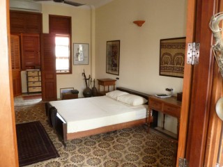 Renovated 3 Bedroom Apartment For Rent - Wat Phnom, Phnom Penh thumbnail