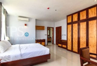 2 Bedroom Serviced Apartment For Rent - Phsar Doeum Thkov, Phnom Penh thumbnail