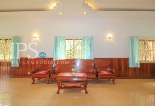 5 Bedroom Villa for Rent in Siem Reap- Svay Dangkum thumbnail