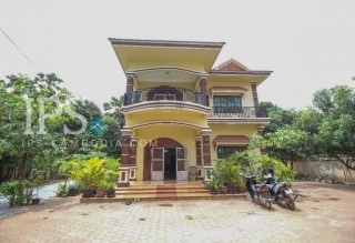 5 Bedroom Villa for Rent in Siem Reap- Svay Dangkum thumbnail