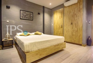 Renovated Deluxe 2 Bedroom Apartment For Rent- BKK2, Phnom Penh thumbnail