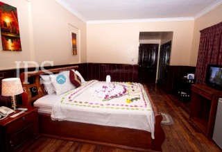 Siem Reap - 15 Bedroom Guesthouse for Rent thumbnail