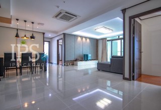 3 Bedroom Condo For Rent - De Castle, BKK1, Phnom Penh thumbnail