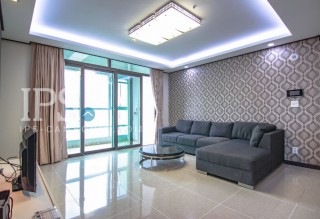 3 Bedroom Condo For Rent - De Castle, BKK1, Phnom Penh thumbnail