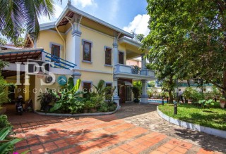 6 Bedroom Colonial  Villa For Rent  - Tonle Bassac , Phnom Penh thumbnail