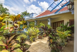 6 Bedroom Colonial  Villa For Rent  - Tonle Bassac , Phnom Penh thumbnail
