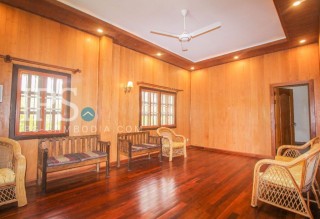 3 Bedroom Wooden House for Rent - Sala Komrerk Area thumbnail