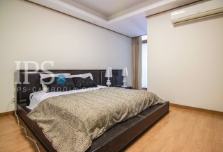 2 Bedrooms Condo For  Rent De Castle Royal-BKK1-Phnom Penh. thumbnail