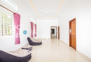 2 Bedroom Villa For Rent - Sla Kram, Siem Reap thumbnail