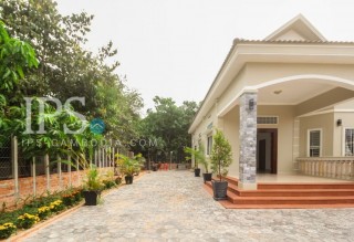 2 Bedroom Villa For Rent - Sla Kram, Siem Reap thumbnail