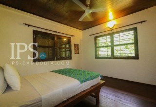 5 Bedroom Villa with Huge Yard for Sale - Siem Reap thumbnail